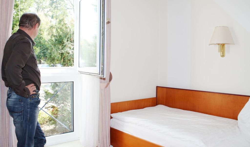 Carmina Am See Karnin  Room photo
